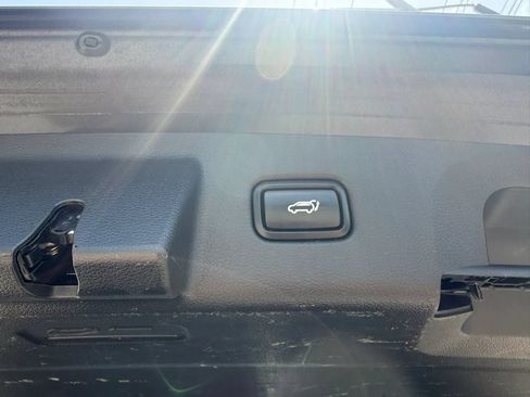 Used 2020 Kia Telluride EX w/ Towing Package AWD/4WD image 6