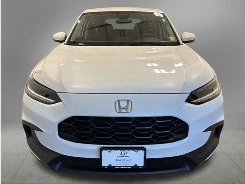 Certified 2024 Honda HR-V LX image 9