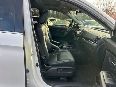 Used 2020 Honda Pilot Elite image 17