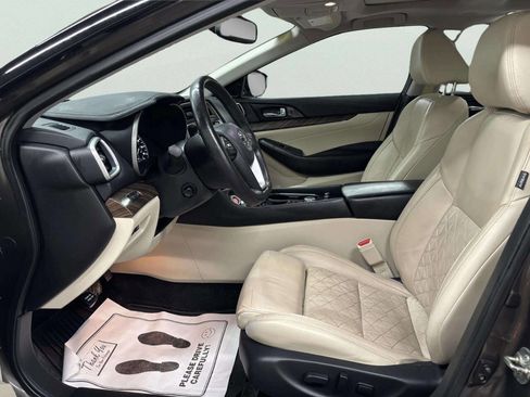 Used 2016 Nissan Maxima Platinum FWD image 14