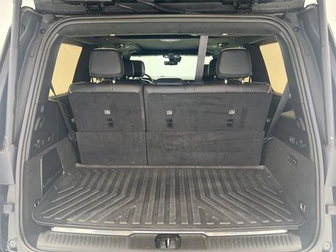 Used 2023 Jeep Grand Wagoneer Series III image 25