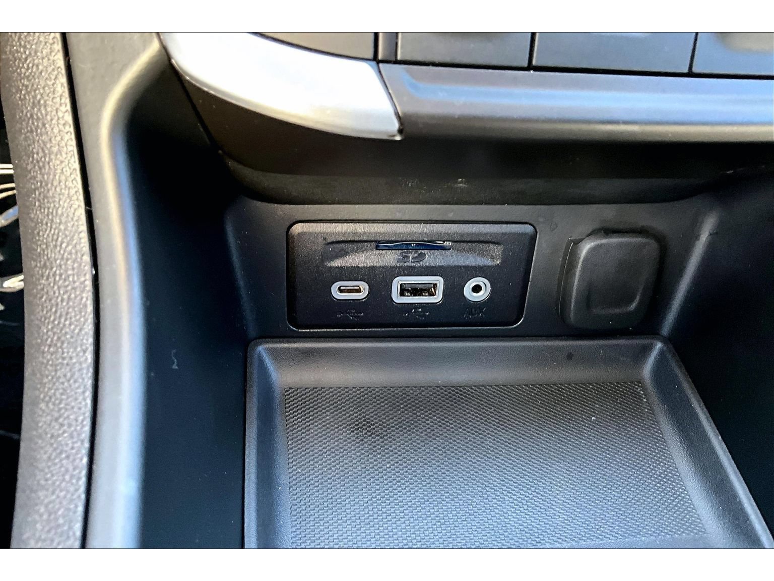 Used 2023 GMC Terrain SLT w/ Tech Package AWD/4WD image 16