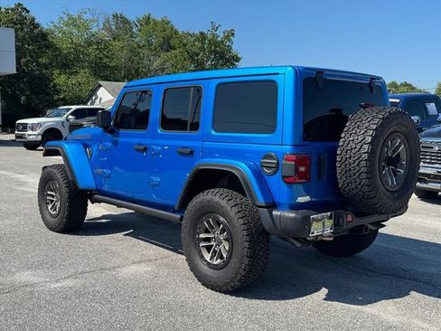Used 2024 Jeep Wrangler Unlimited Rubicon 392 AWD/4WD image 5