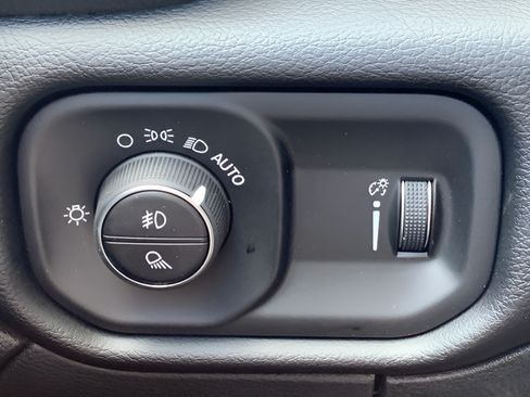 New 2025 RAM 2500 Big Horn AWD/4WD image 35