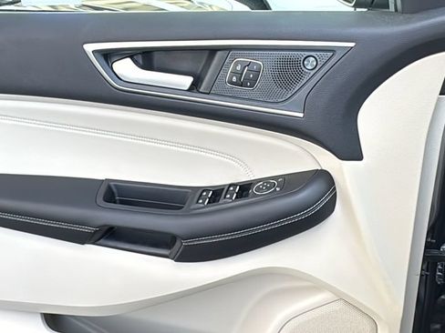 Certified 2024 Ford Edge Titanium w/ Equipment Group 301A AWD/4WD image 18
