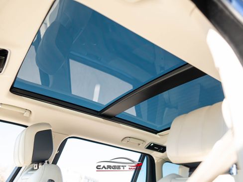 Used 2020 Land Rover Range Rover Long Wheelbase HSE image 38