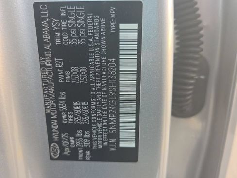 Used 2025 Hyundai Santa Fe SEL FWD image 3