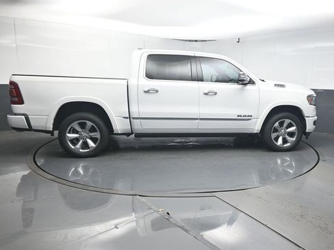 Used 2020 RAM 1500 Limited w/ Body Color Bumper Group image 8