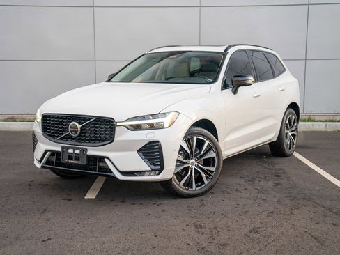 Used 2024 Volvo XC60 B5 Plus w/ Protection Package Premier image 1