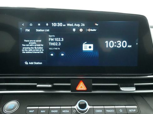 Used 2023 Hyundai Elantra SEL w/ Convenience Package FWD image 31