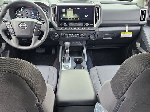 New 2026 Nissan Frontier SV image 6