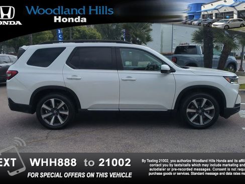 Used 2023 Honda Pilot Touring image 4