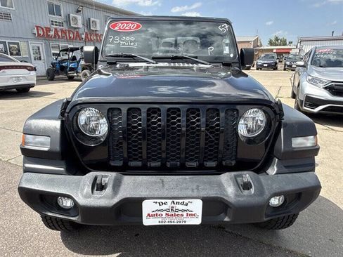 Used 2020 Jeep Gladiator Sport w/ Quick Order Package 24S AWD/4WD image 12