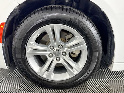 Used 2023 Dodge Charger SXT RWD image 37
