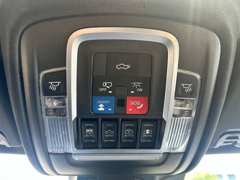 Used 2019 RAM 1500 Limited AWD/4WD image 19