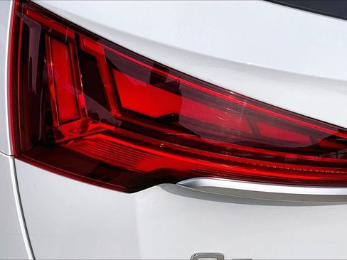 Used 2022 Audi Q5 2.0T Premium Plus image 28