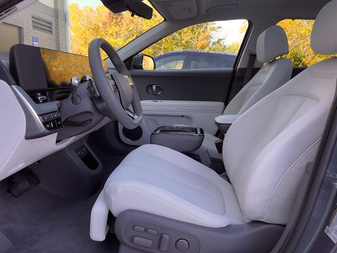 New 2026 Hyundai Ioniq 5 Limited image 11