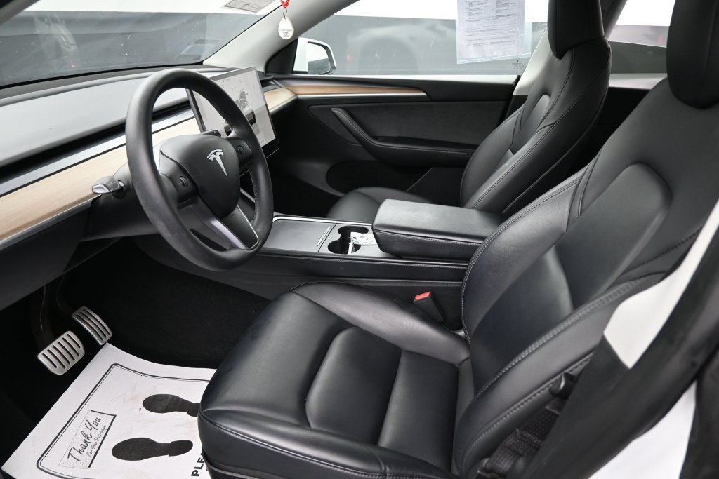 Used 2023 Tesla Model Y Performance AWD/4WD image 30