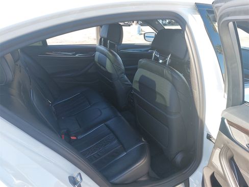 Used 2019 BMW 540i 540i w/ M Sport Package image 11