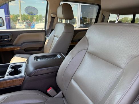 Used 2018 GMC Sierra 1500 SLT AWD/4WD image 9