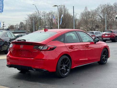 Used 2023 Honda Civic Sport image 3