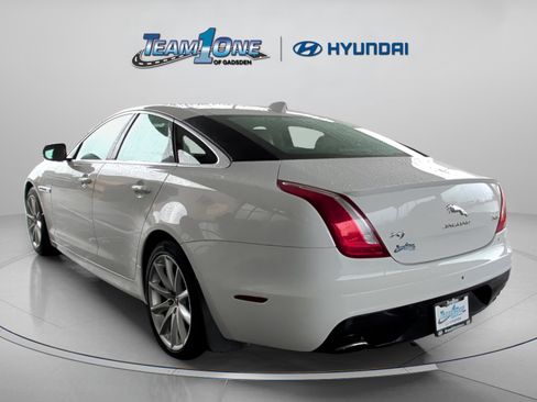 Used 2017 Jaguar XJ R-Sport image 6