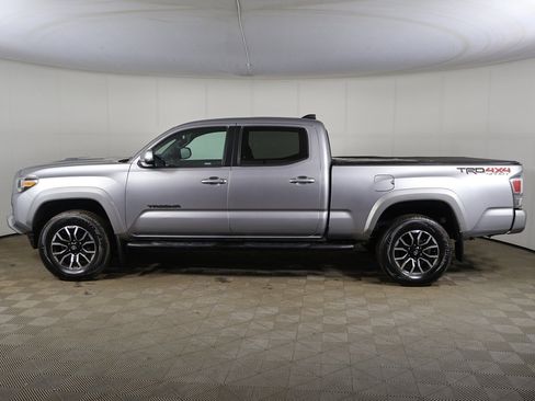 Used 2021 Toyota Tacoma TRD Sport image 11
