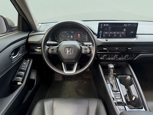 Used 2024 Honda Accord Touring image 22