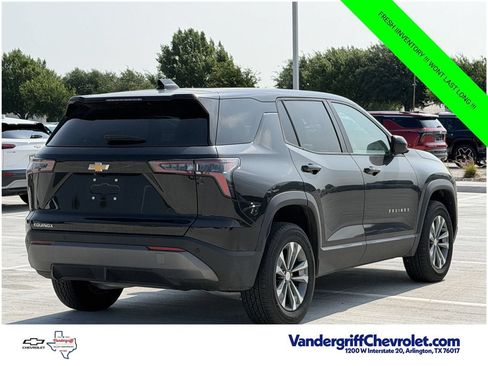 Certified 2026 Chevrolet Equinox LT FWD image 4