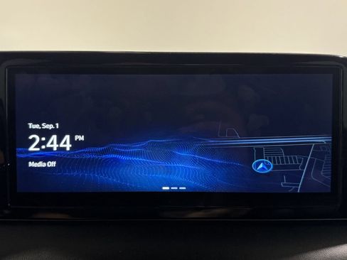 Used 2025 Hyundai Palisade Limited FWD image 3