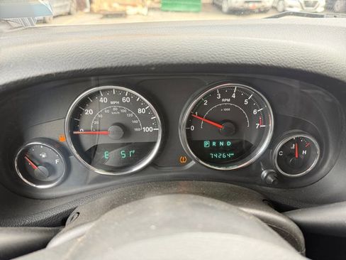 Used 2018 Jeep Wrangler Unlimited Sport S image 9