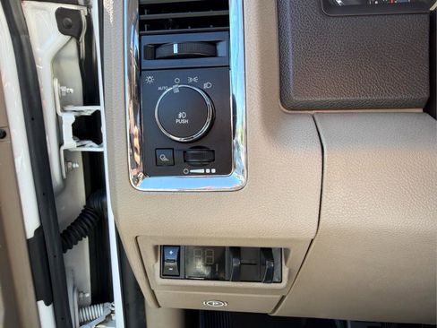 Used 2011 RAM 3500 Laramie AWD/4WD image 22