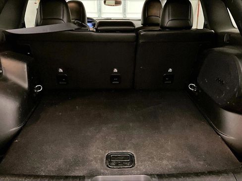 Used 2019 Jeep Cherokee Limited image 33