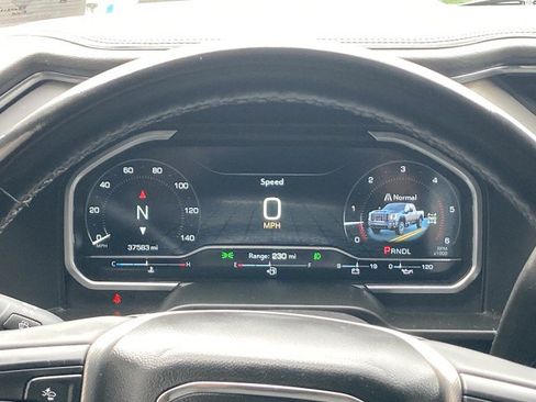 Used 2024 GMC Sierra 3500 Denali AWD/4WD image 21