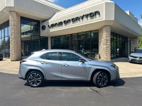 Certified 2023 Lexus UX 250h FWD w/ Accessory Package (Z1) image 8