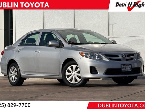 Used 2012 Toyota Corolla image 1