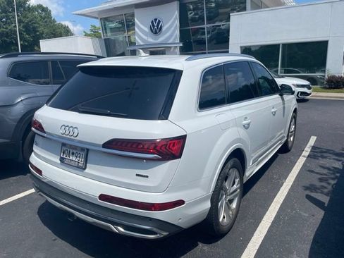 Used 2023 Audi Q7 3.0T Premium Plus w/ Premium Plus Package AWD/4WD image 5