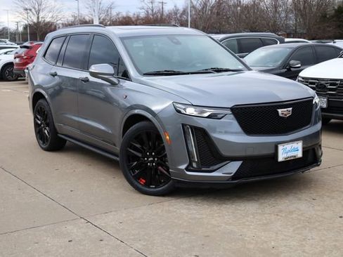 Used 2020 Cadillac XT6 Sport AWD/4WD image 2