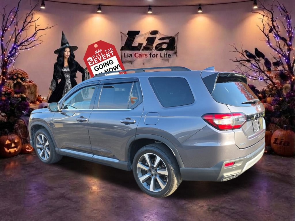 Used 2025 Honda Pilot Elite image 5