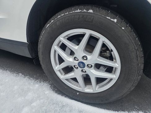 Used 2022 Ford Edge SEL w/ Convenience Package image 6