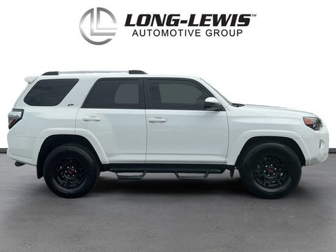 Used 2022 Toyota 4Runner SR5 RWD image 8