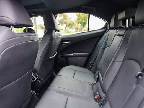 Used 2024 Lexus UX 250h F Sport FWD image 13