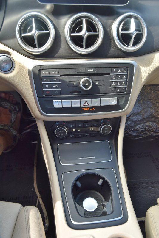 Used 2019 Mercedes-Benz CLA 250 4MATIC w/ Premium Package image 30