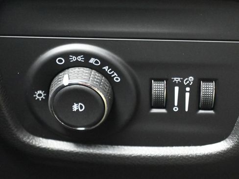 New 2025 Jeep Grand Cherokee Limited image 25