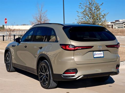 Used 2025 MAZDA CX-70 Plug-In Hybrid w/ Premium Pkg image 5