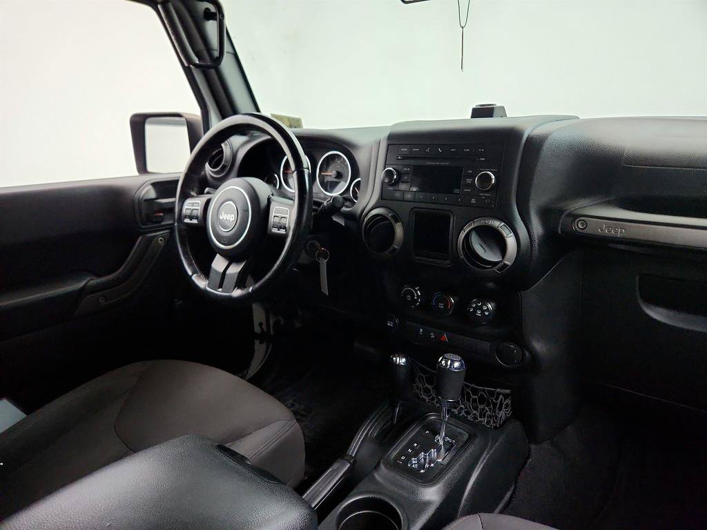 Used 2017 Jeep Wrangler Unlimited Sport w/ Max Tow Package AWD/4WD image 23