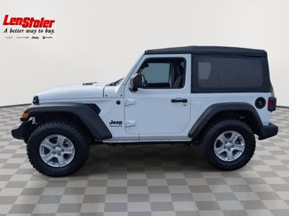Used 2022 Jeep Wrangler Sport S video 2