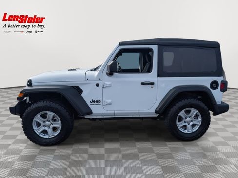 Used 2022 Jeep Wrangler Sport S image 2