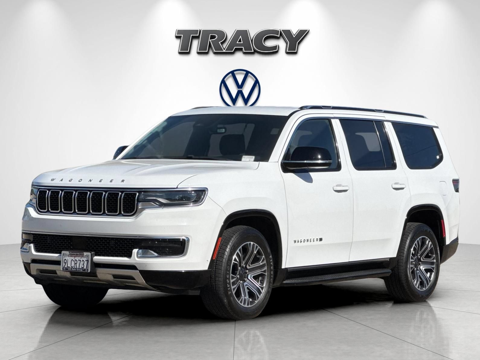 Used 2024 Jeep Wagoneer Series II w/ Flexible Seating Group AWD/4WD image 8