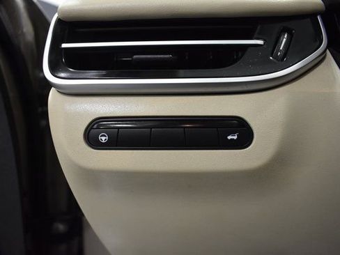 Used 2023 INFINITI QX60 Luxe image 19